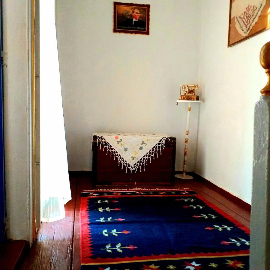 Ayvalik 1881 Pansiyon Eksteriør billede