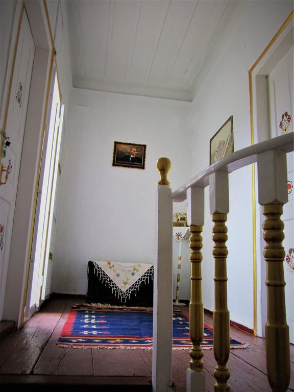 Ayvalik 1881 Pansiyon Eksteriør billede