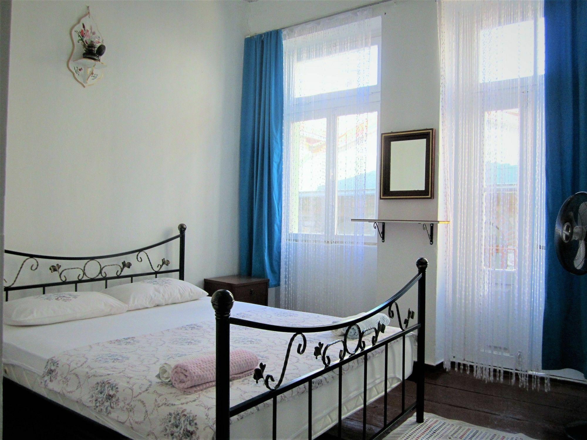 Ayvalik 1881 Pansiyon Eksteriør billede